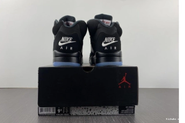 845035-003 (2016) 5 JORDAN METALLIC BLACK AIR 0715